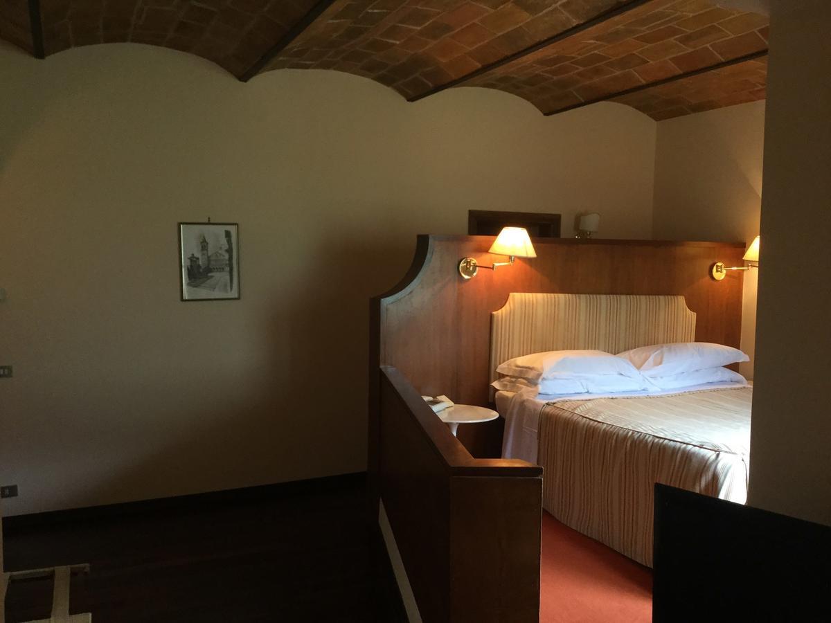 Hotel Gattapone Spoleto Kültér fotó